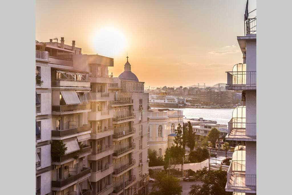 Neoclassical Flat With 2 Bedrooms In Piraeus Luaran gambar